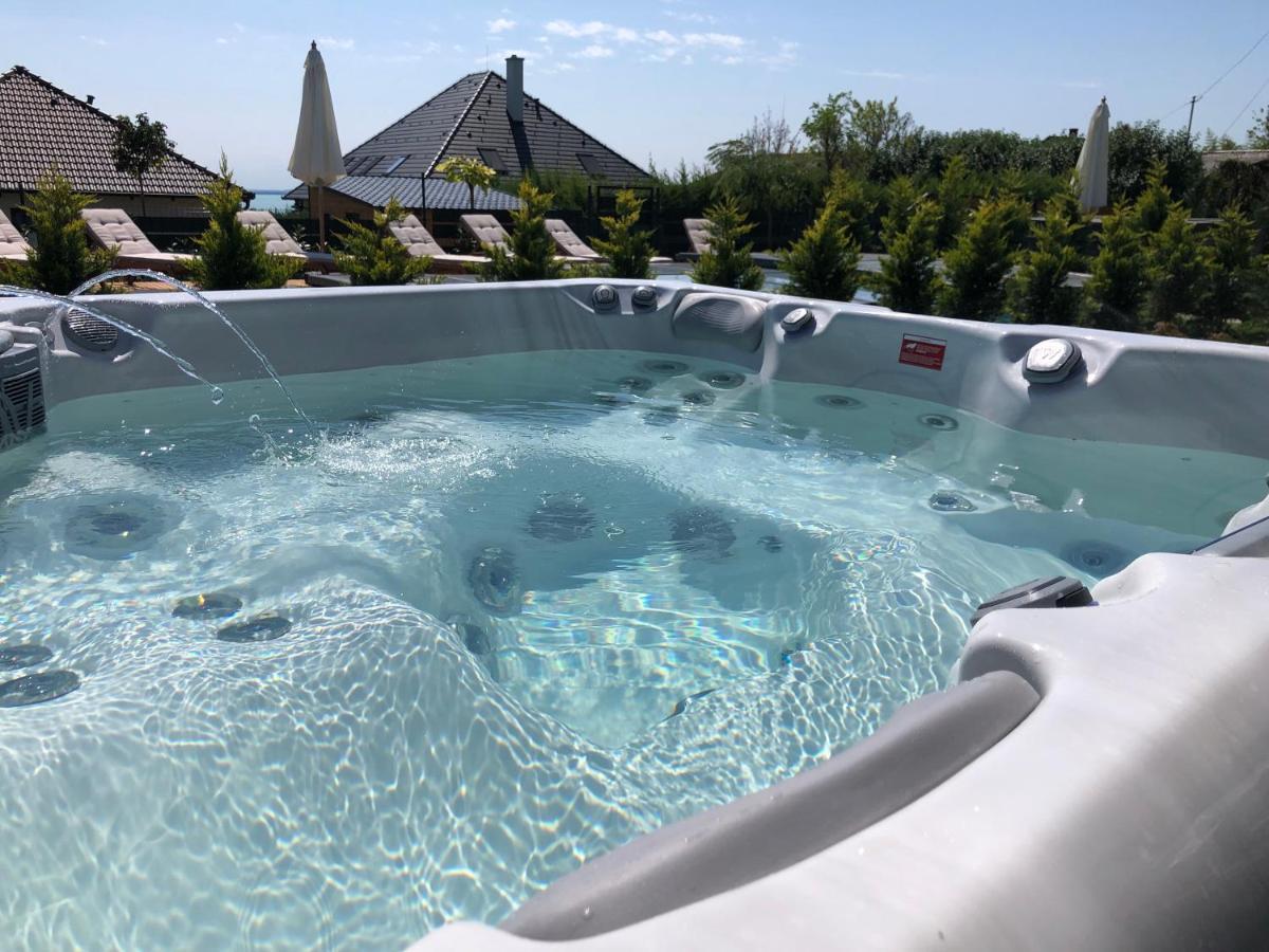 Skyline Resort Balatonalmádi Exteriér fotografie